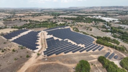 EiDF Solar construye una planta fotovoltaica de autoconsumo sobre suelo de 5 MW para Lingotes Especiales