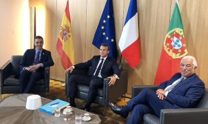 Sánchez insistirá hoy en la ejecución del gasoducto MidCat ante un Macron escéptico