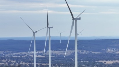 Los primeros 27 aerogeneradores del parque eólico MacIntyre de Acciona ya entregan energía a la red australiana