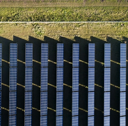 Drones “con inteligencia artificial embarcada” capaces de detectar anomalías en grandes parques solares