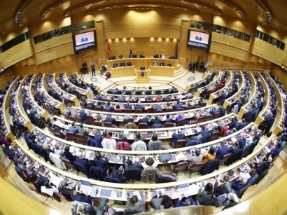 La abstención de Junts da vía libre a 30.000 millones de euros de inversión