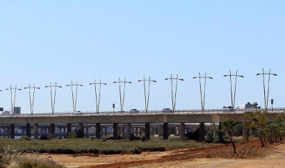 El puente sobre el río Odiel tendrá instalaciones eólicas y fotovoltaicas para autoconsumo