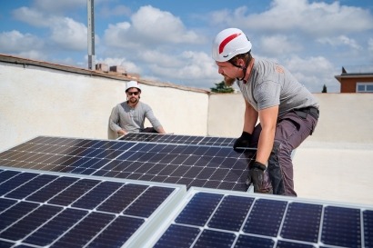 Autoconsumo solar: 1.000 euros de ahorro al año