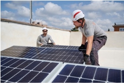 La demanda de autoconsumo solar en comunidades de vecinos crece un 28%