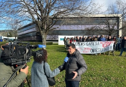 UGT denuncia en Zamudio "la nueva oleada de despidos" que planea Siemens Gamesa