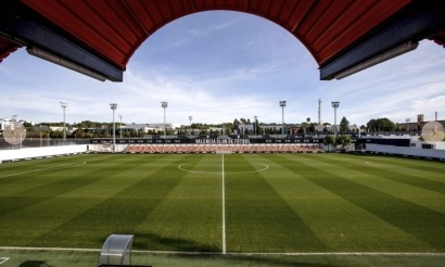 El Valencia CF apuesta por el autoconsumo solar de la mano de Octopus Energy