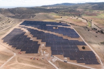  Bruc conecta un campo solar de 55 megavatios en Zaragoza 