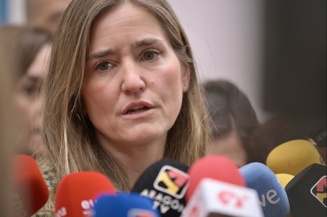 La ministra Aagesen apuesta por la planificación de la red para hacer frente a la "burbuja de los centros de datos"