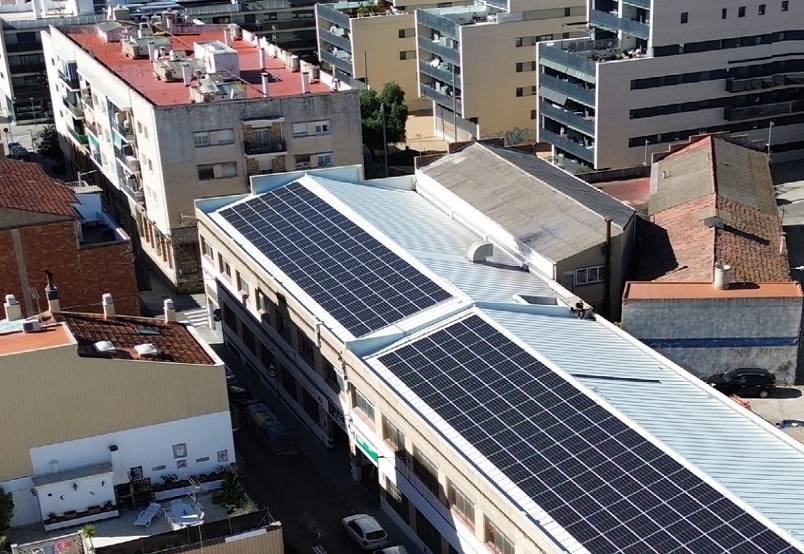 Som Energia pone en marcha en Mataró el primer proyecto de generación urbana colectiva
