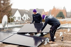 1Komma5º, el abanderado de los paneles solares 