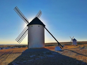 Castilla La Mancha subvencionará instalaciones solares fotovoltaicas con baterías con conexión a red