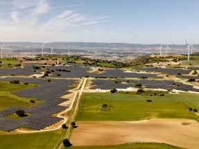 Acciona conecta su segunda planta híbrida en Cuenca