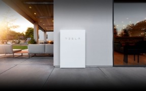 Bornay se une a Tesla para distribuir sus baterías para autoconsumo