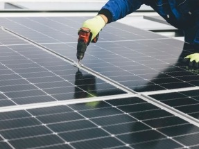 Las ayudas públicas al autoconsumo solar pueden rebajar el precio de la instalación hasta un 80%