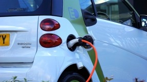 Las matriculaciones de vehículos 100% eléctricos crecen un 55% en el primer trimestre