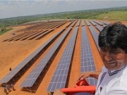 El presidente Evo Morales pone en funcionamiento la primera planta fotovoltaica