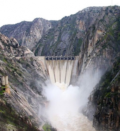 Las hidroeléctricas fijan hoy un nuevo precio máximo de la luz