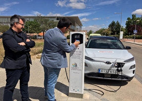 Ingeteam instala un punto de carga de vehículo eléctrico en el Parque Científico y Tecnológico de Castilla-La Mancha