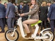 Una empresa alicantina presenta "la primera bicicleta eléctrica sin pedales"