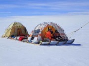 La Expedición del Trineo del Viento logra llegar a la cumbre de hielo de Groenlandia