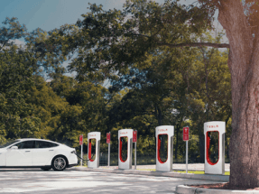 Tesla ya cuenta con 10 supercargadores en España