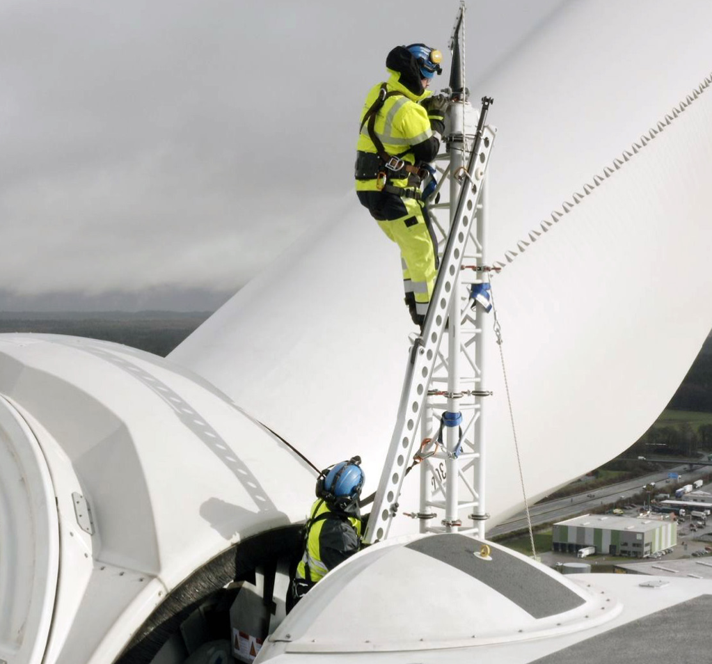 Investigadores de la UCLM recurren a la IA para detectar falsas alarmas en los aerogeneradores