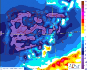 El temporal de lluvia y viento traerá una bajada del precio de la electricidad