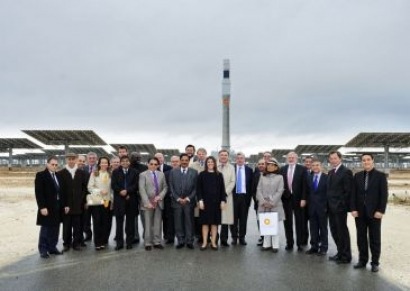 La diplomacia visita la termosolar española